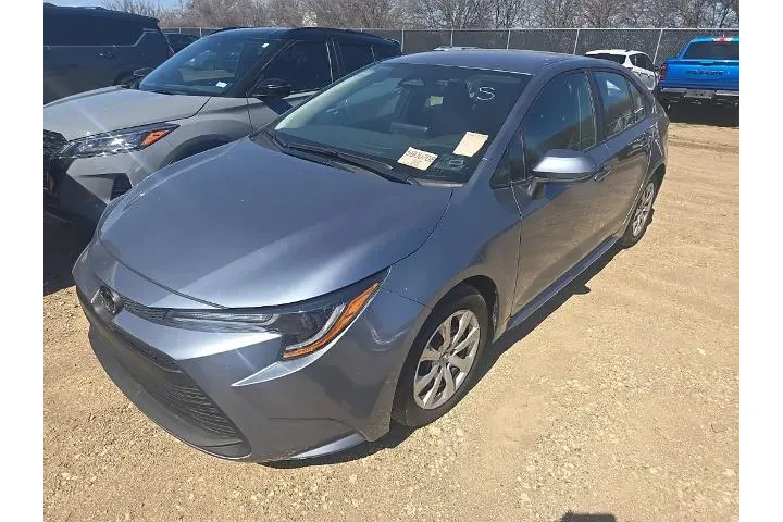 $19290 : Toyota Corolla 2024 LE 4dr S image 1