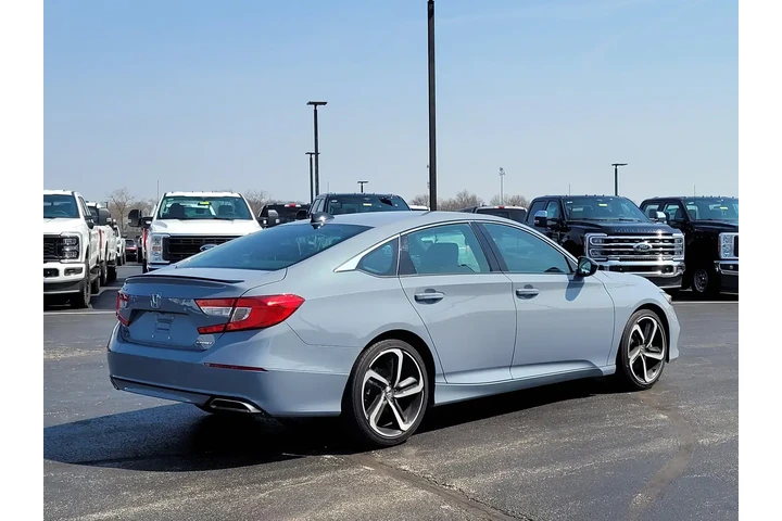 $26756 : Honda Accord 2022 Sport 4dr image 4