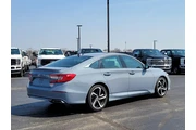 $26756 : Honda Accord 2022 Sport 4dr thumbnail