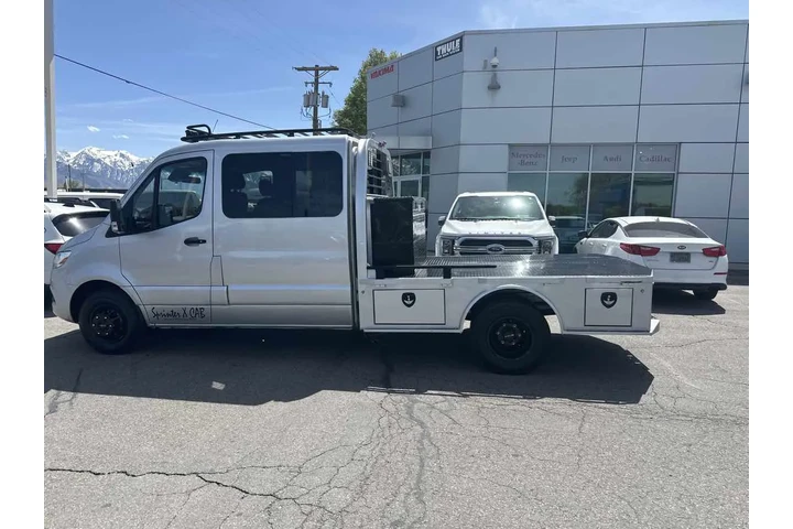 $64910 : 2019 M4 4500 Standard Roof 17 image 9