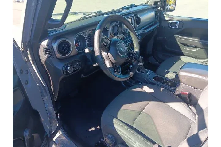 $24995 : Jeep Wrangler Unlimited 2018 image 7