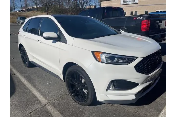 $28991 : Ford Edge 2022 AWD ST 4dr Cr image 2