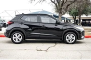 $20599 : Nissan Kicks Play 2025 S 4dr thumbnail