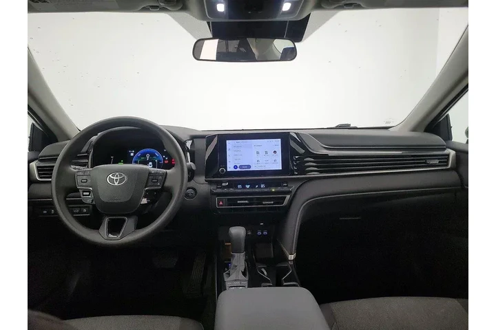 $25998 : Toyota Camry 2025 LE 4dr Sed image 9