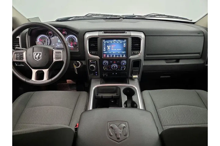 $26998 : Ram 1500 Classic 2023 4x4 SL image 9