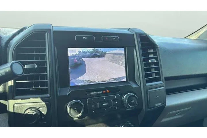 $31358 : Ford F-150 2020 4x4 XL 4dr S image 9