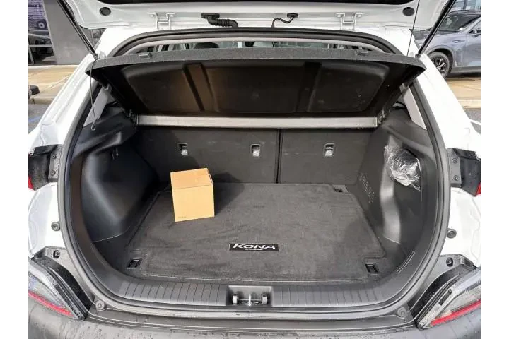 $18777 : Hyundai KONA 2023 AWD SEL 4d image 7