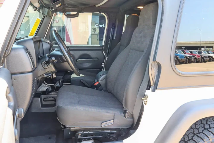 $25578 : 2005 Wrangler 2dr X image 7