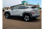 $23500 : Hyundai KONA 2024 AWD SEL 4d thumbnail