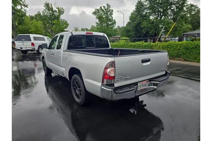 $15995 : Toyota Tacoma 2013 4x2 Base image 5
