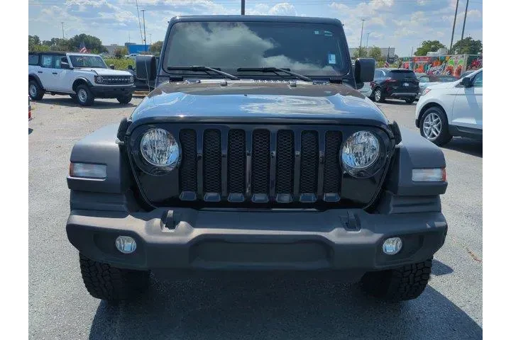 $30987 : Jeep Wrangler 2023 4x4 Sport image 9