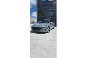 Elantra 2023 en Hialeah