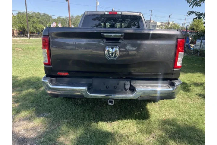 $20995 : 2019 RAM 1500 Big Horn image 9