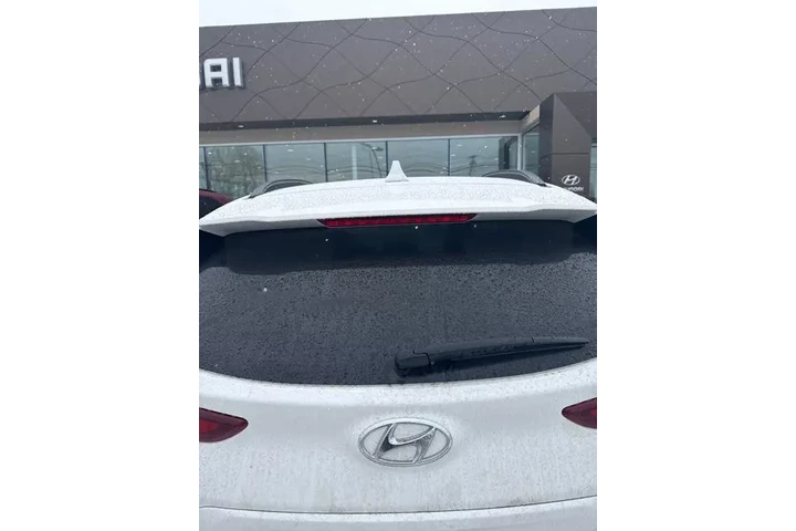 $20990 : Hyundai KONA 2023 AWD SEL 4d image 10