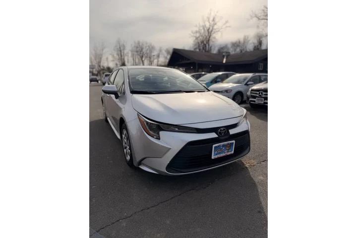 $19995 : 2023 Corolla LE image 7