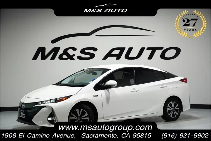 $18035 : 2017 Prius Prime image 1