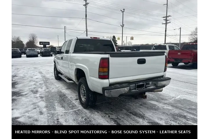 $11995 : GMC Sierra 2500HD 2004 4dr E image 8