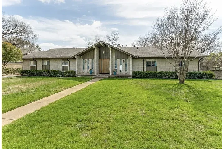 $3200 : HOUSE RENT AVAILABLE DALLAS TX image 8