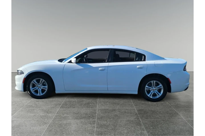 $18900 : Dodge Charger 2022 SXT 4dr S image 2