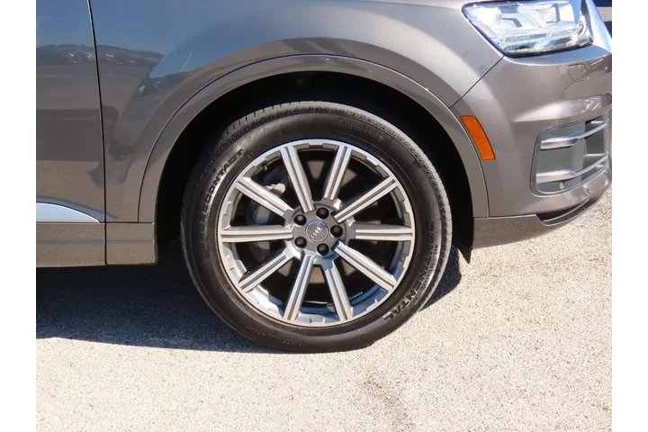 $24999 : Audi Q7 2019 AWD quattro SE image 9