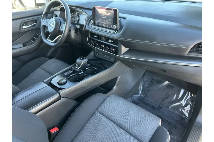 $18223 : Nissan Rogue 2024 AWD SV 4dr image 8