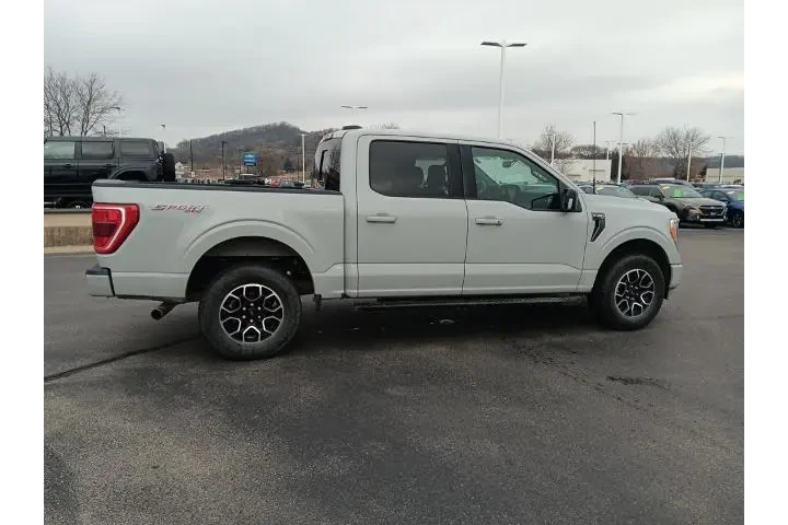$40000 : Ford F-150 2023 4x4 XLT 4dr image 6