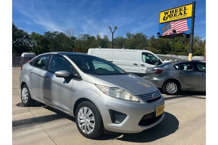 $4295 : 2011 Fiesta SE image 3