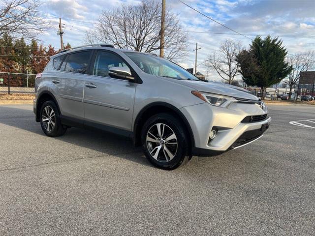 $12900 : 2016 RAV4 XLE image 5