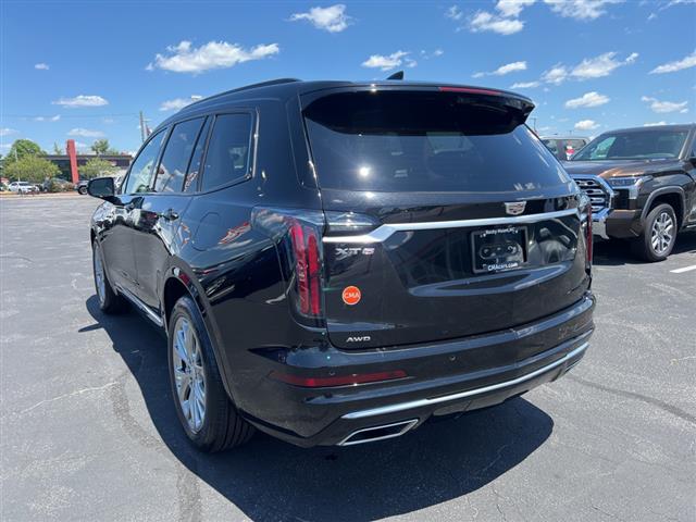 $36290 : PRE-OWNED 2020 CADILLAC XT6 S image 5