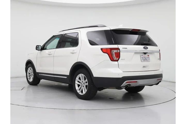 $16998 : Ford Explorer 2016 XLT 4dr S image 2