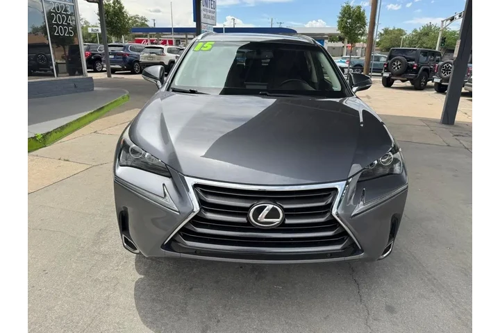2015 NX 200t AWD image 2