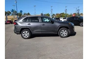 $25947 : Toyota RAV4 2024 LE 4dr SUV thumbnail
