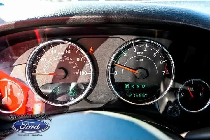 $17900 : Jeep Wrangler Unlimited 2015 image 9