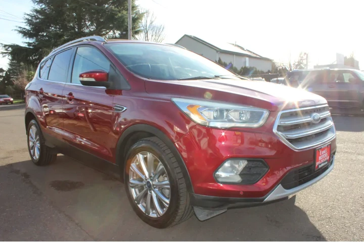 $11495 : 2017 Escape Titanium FWD image 8