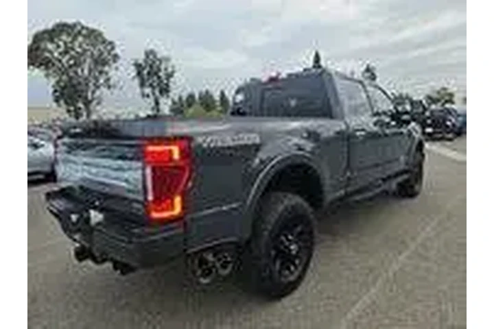 2021 F-250 Super Duty Platinum image 6