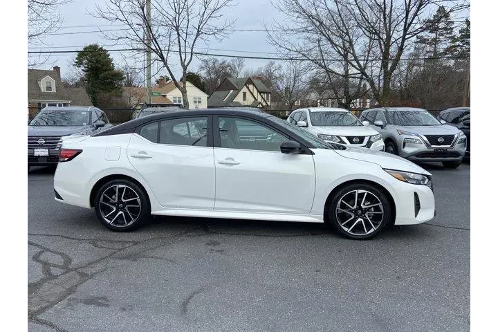 $19232 : Nissan Sentra 2025 SR 4dr Se image 3