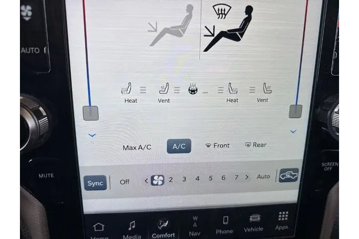 $38225 : Ram 1500 2022 4x4 Laramie 4d image 8