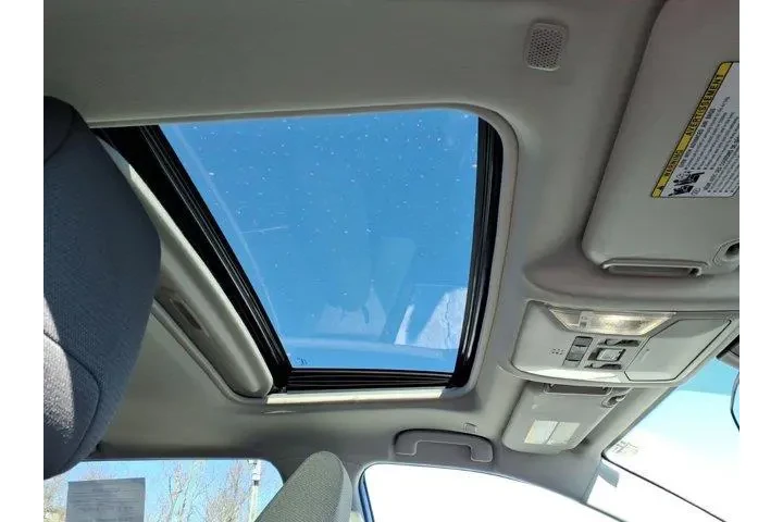 $36825 : Toyota RAV4 Hybrid 2024 AWD image 6