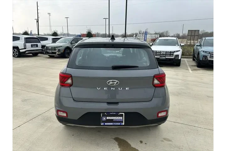 $13995 : Hyundai VENUE 2020 SE 4dr Cr image 6