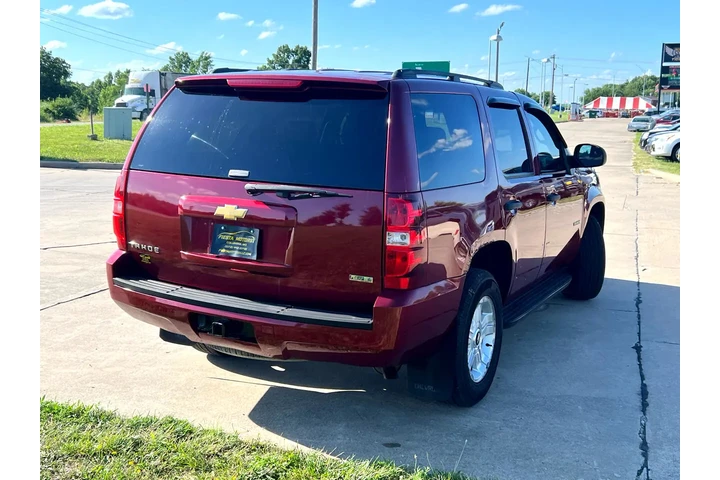 $8999 : 2010 Tahoe LS 4WD image 2