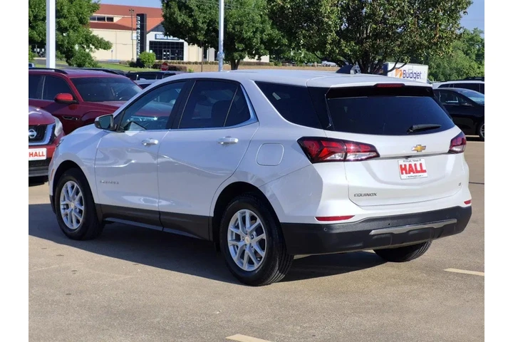 $25326 : Chevrolet Equinox 2024 LT 4d image 4