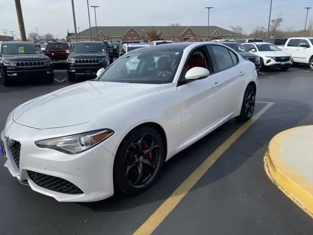 $18246 : Pre-Owned 2018 Giulia Ti image 4