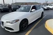 $18246 : Pre-Owned 2018 Giulia Ti thumbnail