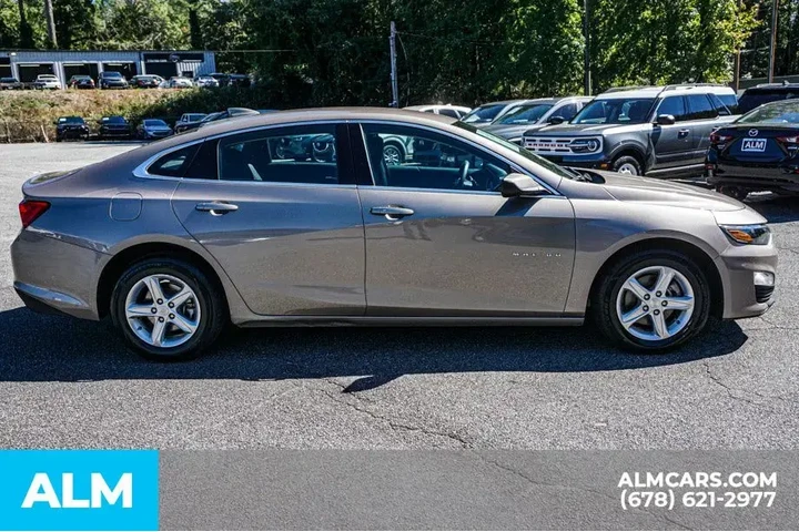 $16920 : Chevrolet Malibu 2023 LT 4dr image 9