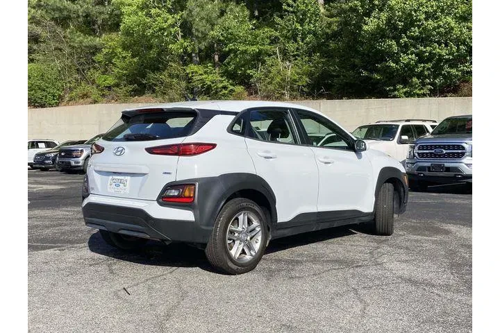 $13790 : Hyundai KONA 2021 AWD SE 4dr image 3