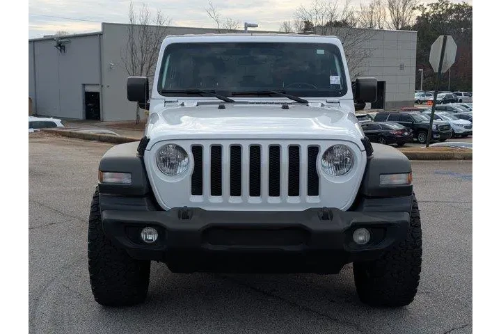 Jeep Wrangler Unlimited 2018 image 2