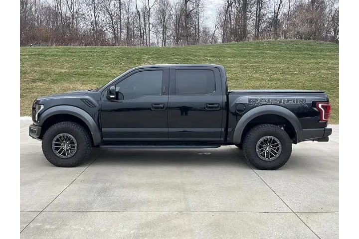 $35900 : Ford F-150 2017 4x4 Raptor 4 image 8