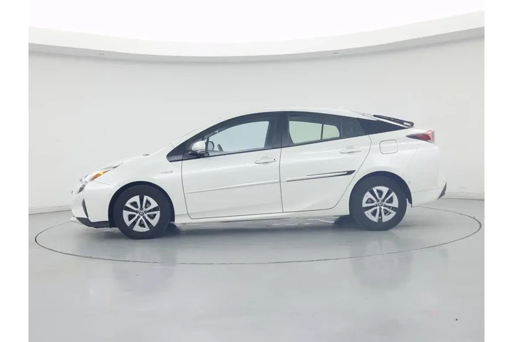 $15998 : Toyota Prius 2017 Four 4dr H image 3