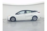$15998 : Toyota Prius 2017 Four 4dr H thumbnail