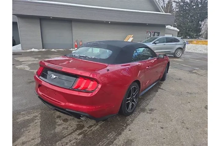 $25377 : Ford Mustang 2023 EcoBoost 2 image 5